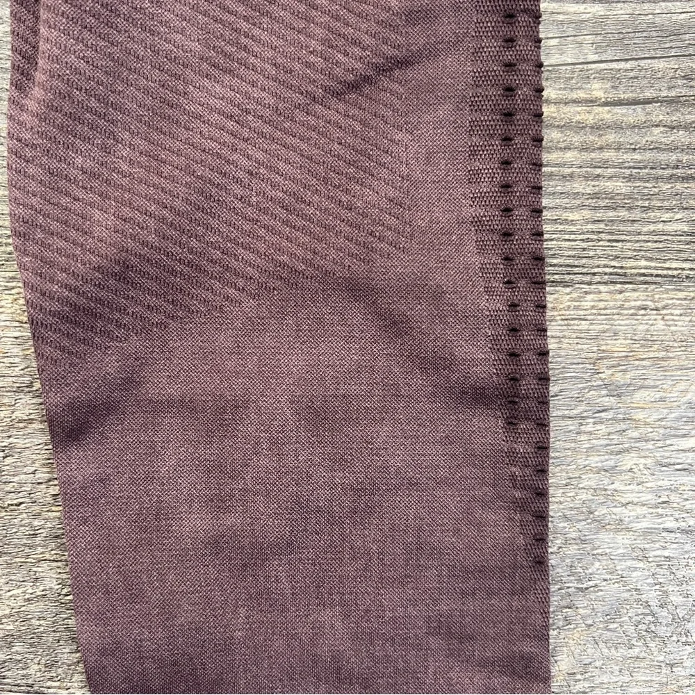 NWT Mend athletics purple moto style seamless legging pants size medium M B51 - Picture 2 of 4